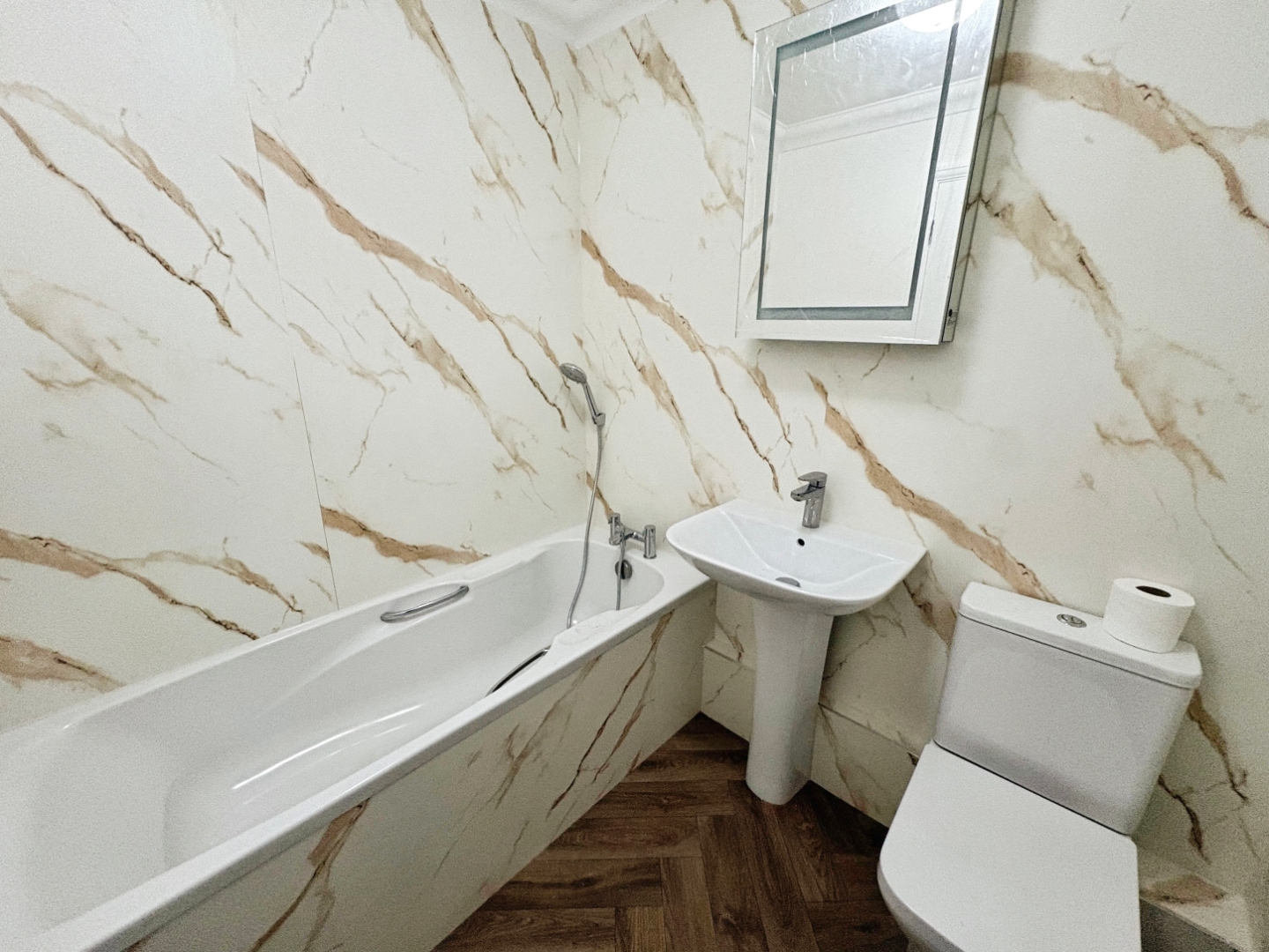 Main bathroom